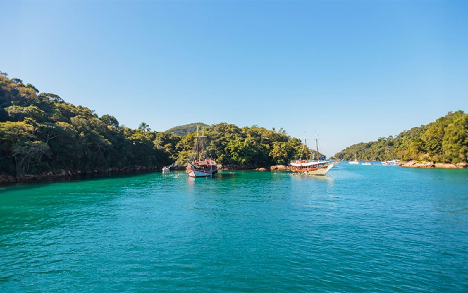 Guia Hotéis e Pousadas no Réveillon em Angra dos Reis