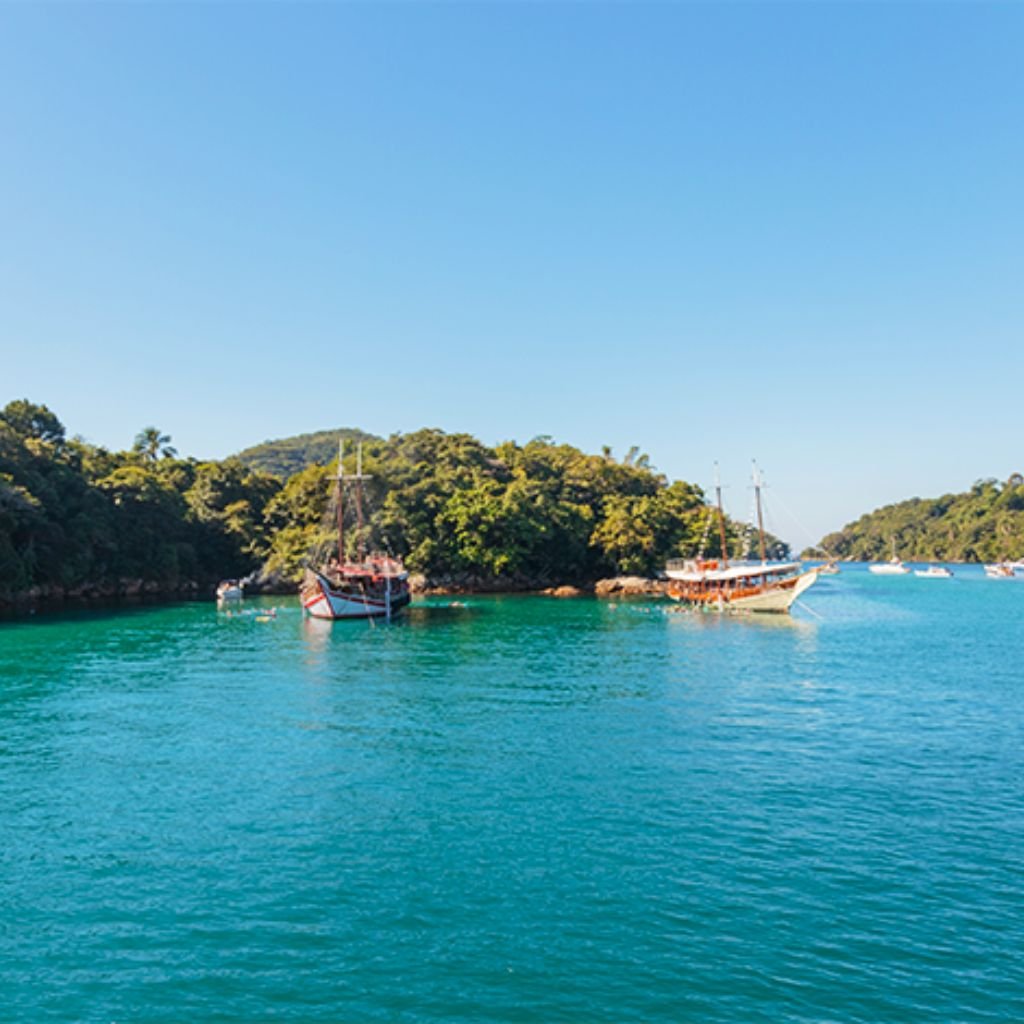 Guia Hotéis e Pousadas no Réveillon em Angra dos Reis - 1024x1024